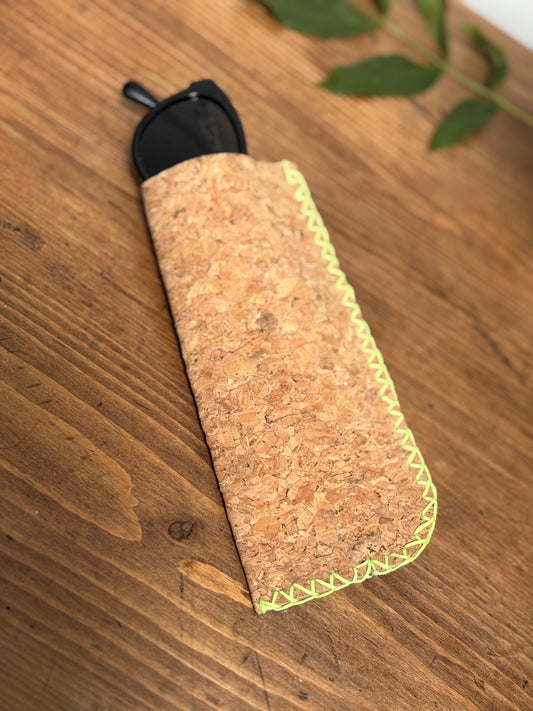 Cassy - Cork Glasses Case