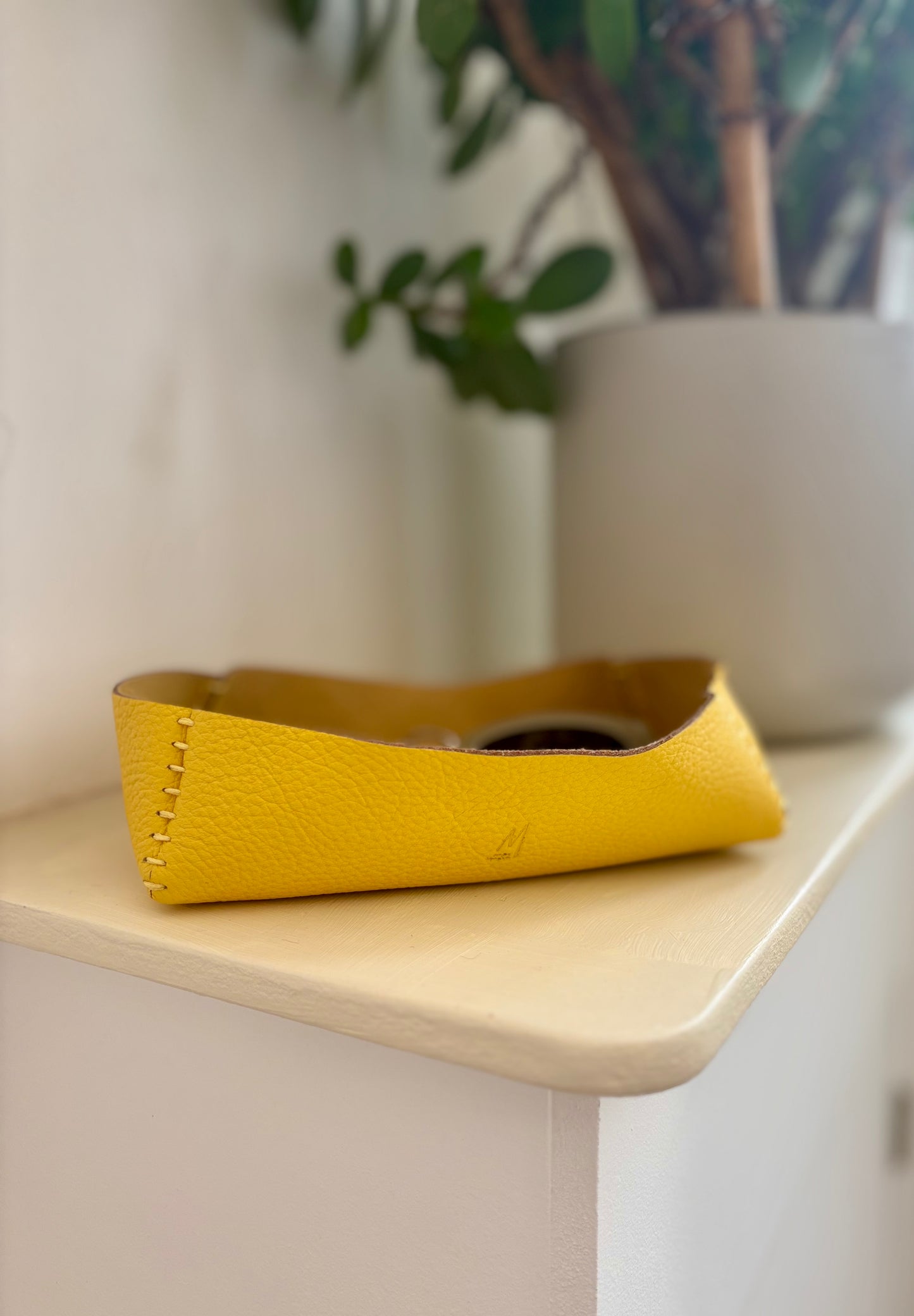 Elsie - Soft Grainy Lemon - Leather Tray